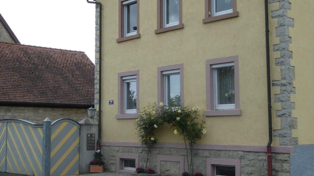 Ferienwohnung Angelika Gries Margetshöchheim Dış mekan fotoğraf